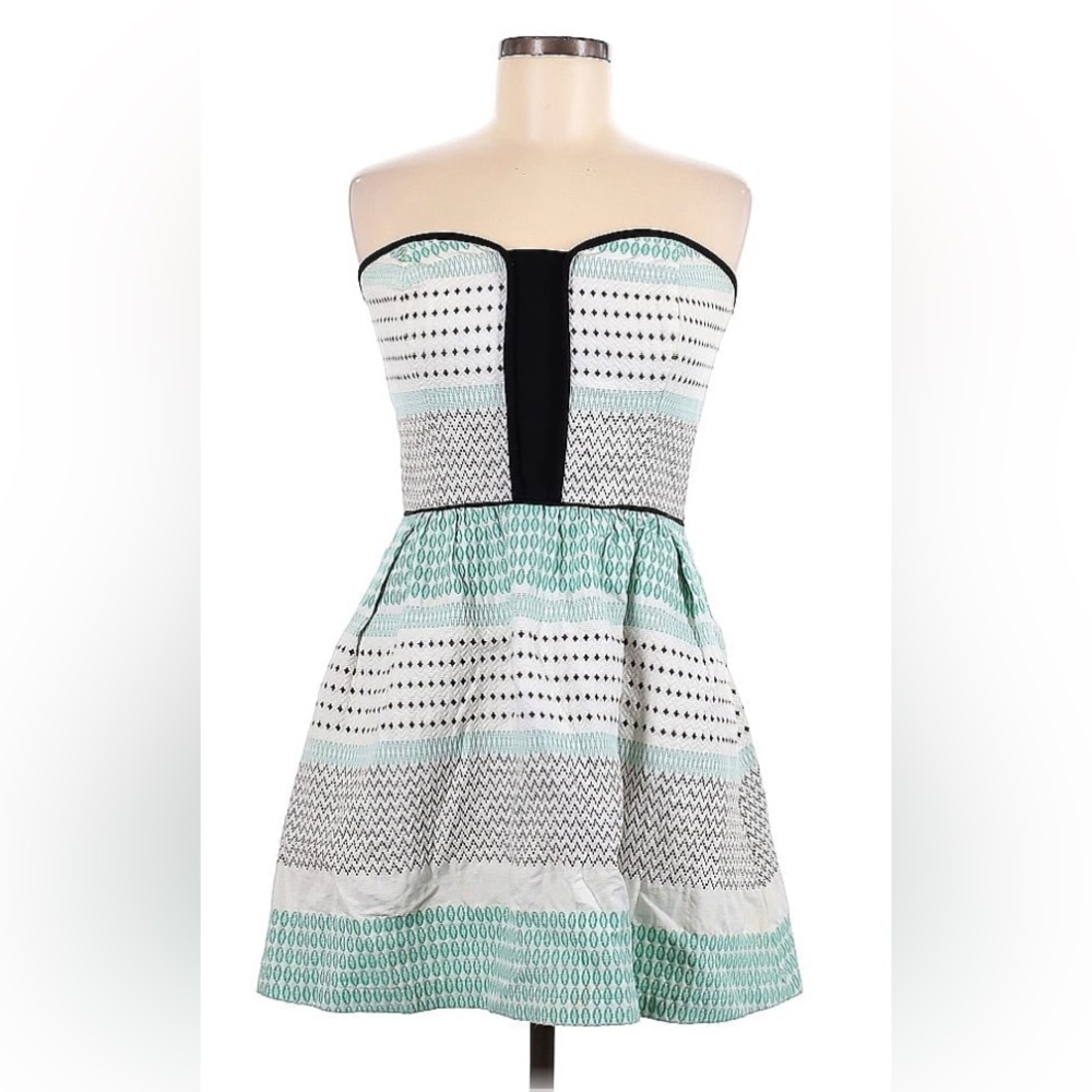 ▪️Ella Moss▪️ Strapless Dress